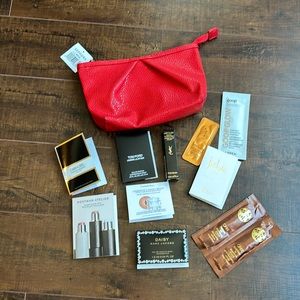 SEPHORA // Cosmetic Bag + 10 Samples